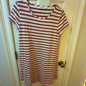 Vineyard Vines. T shirt shift dress